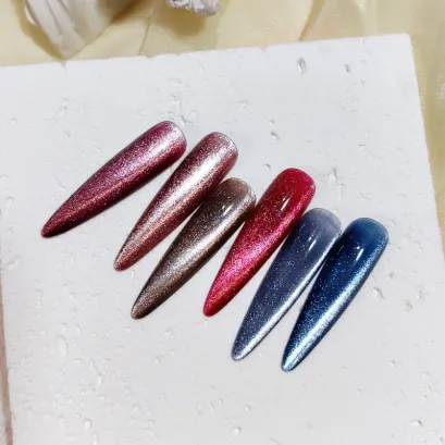 Seeking the Sea of Light Cat Eye Gel