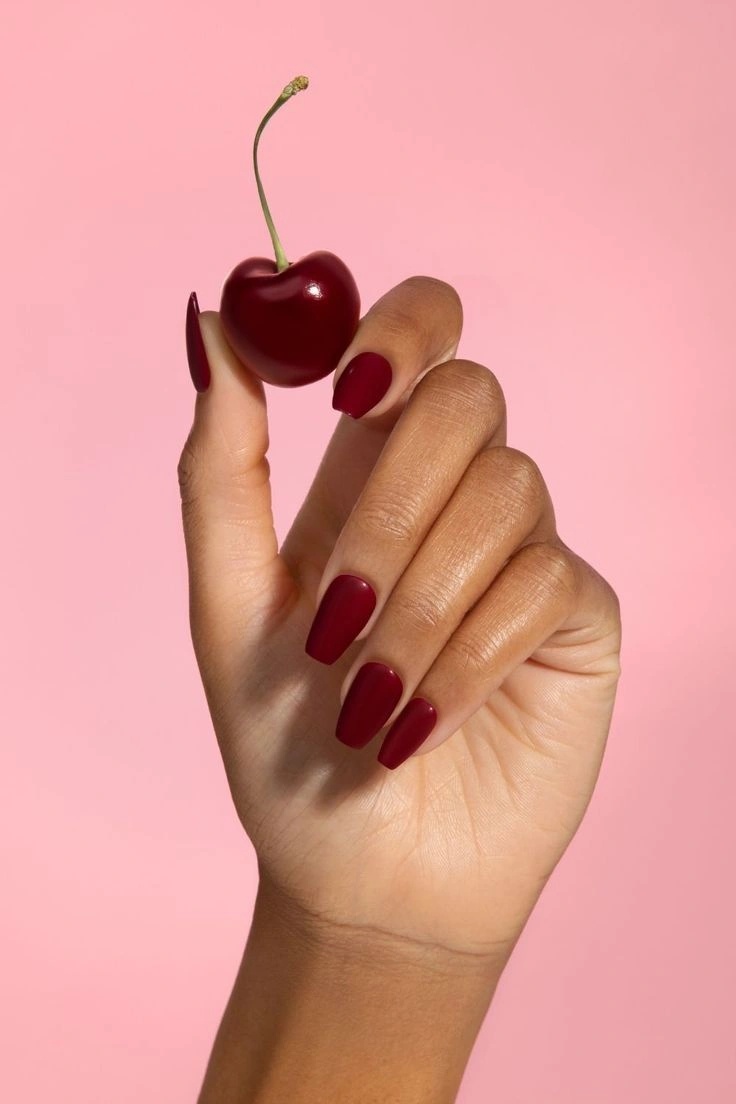 HEMA and TPO-Free Nail Gels: What You Need to Know